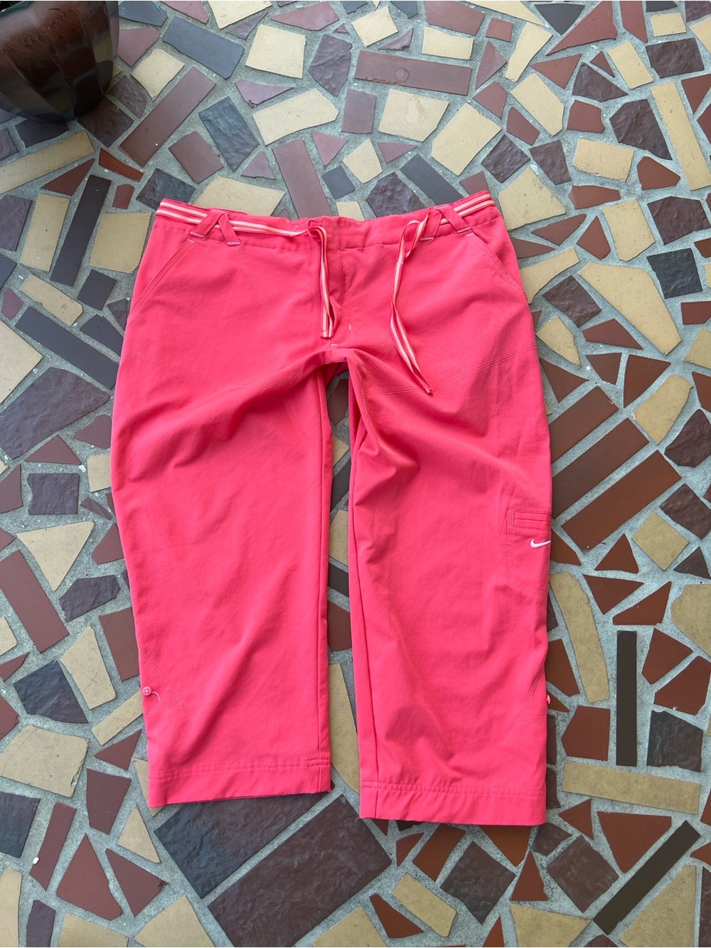Y2K Vintage Nike Pink/Coral Athletic Capris